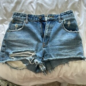 rolla’s high rise slim jean shorts